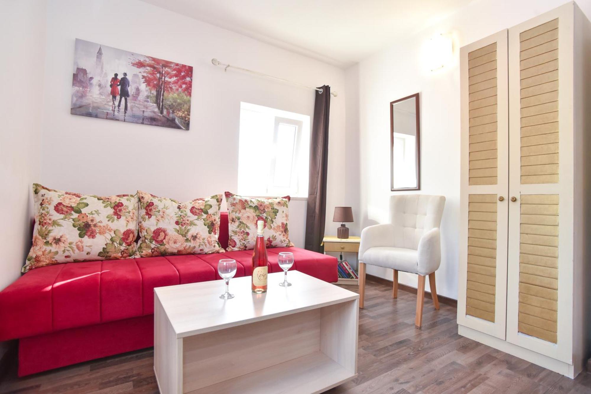 Royal Garden Apartments & Gastronomy Budva Exterior photo